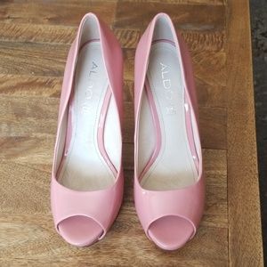 Size 8 Aldo Peep Toe Pumps